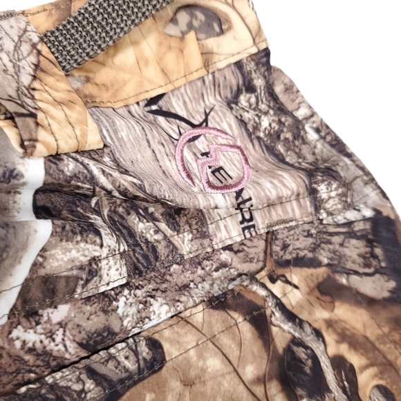 New Magellan Outdoors Women's Camouflaged Pants Size Small 4 - 6 - Picture 4 of 15